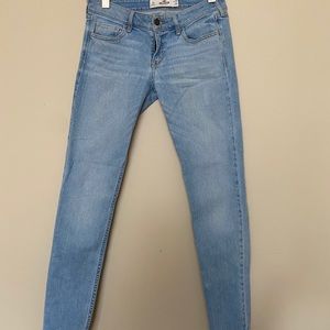 Hollister light wash Skinny Jean